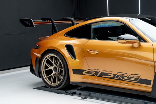 Porsche GT3 RS dorée-51