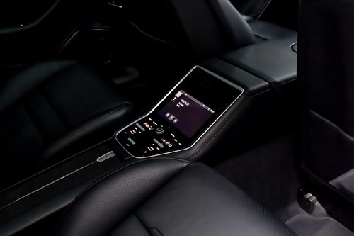 Porsche Panamera Hybrid-089