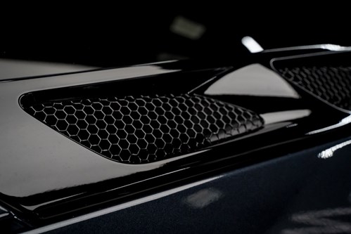 Lotus-emira-first-edition-098