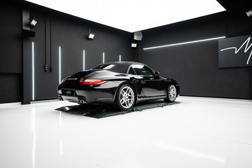 Porsche Carrera 4s noire-34