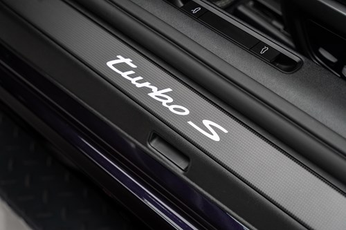 Porsche Turbo S Viola Metallic-43
