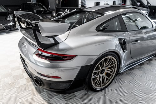 Porsche GT2RS-216