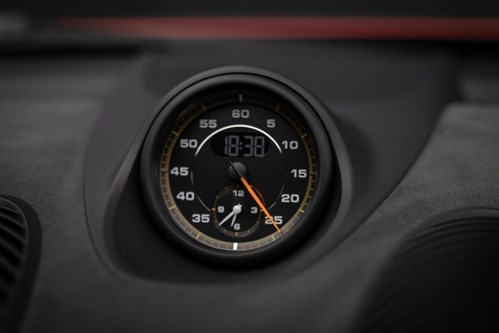 Porsche Spyder RS rouge-065