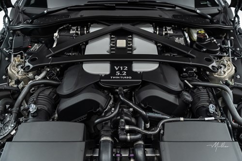 Aston Martin Vantage V12-269