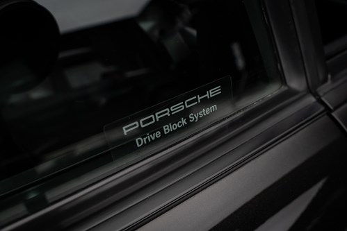 Porsche 993 Turbo noire (42)