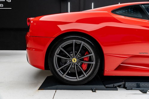 Ferrari 430 Scuderia rouge-021