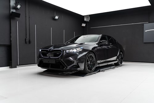 BMW New M5-56