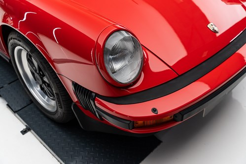 Porsche Carrera 3.2-45