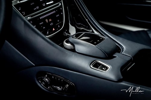 car-detailing-aston-martin-db11DSC083311