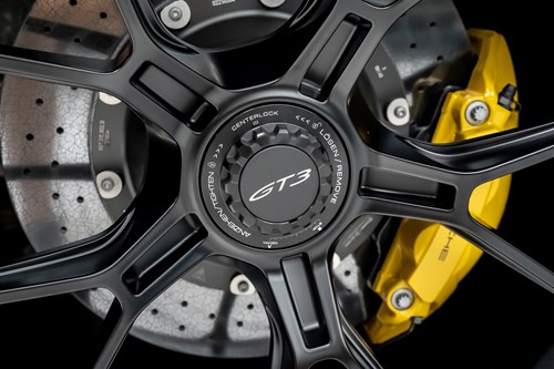 Porsche GT3 creme-29