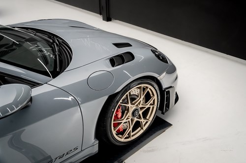 Porsche GT4 RS grise bleu-205