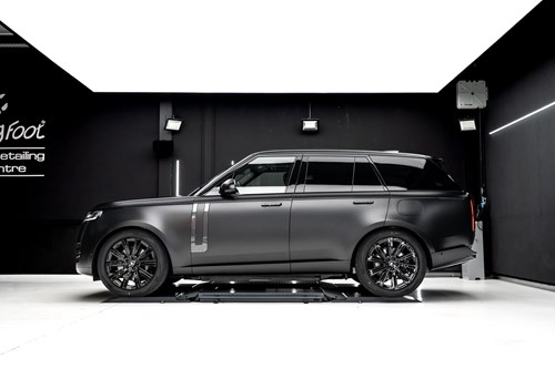 Range Rover Autobiography noir mat-073