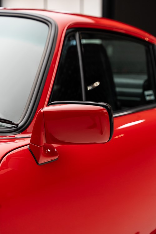 Porsche Carrera 3.2-41