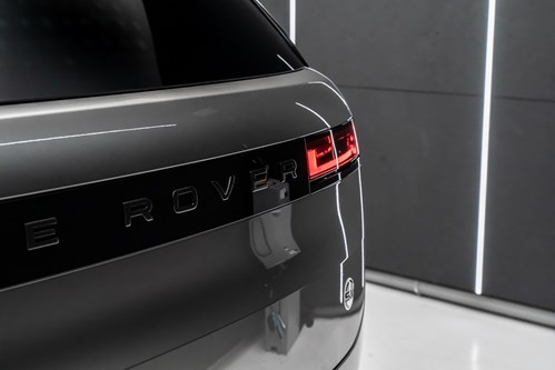 Range Rover SV -101