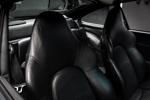 Porsche 993 Turbo noire (39)