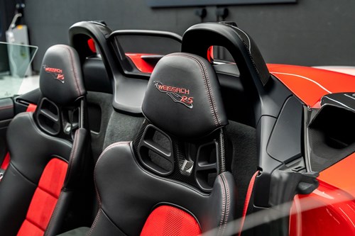 Porsche Spyder RS Rouge-25