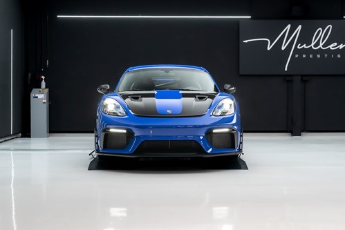 Porsche GT4 RS bleue jantes noires-37