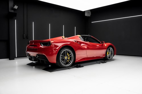 Ferrari 488 Spider-125