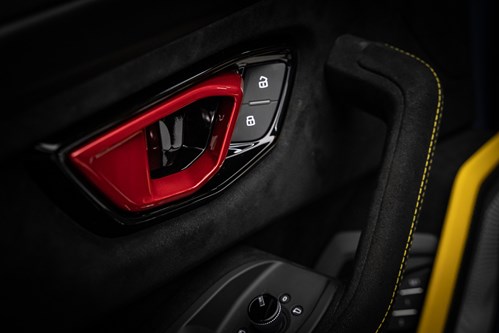 Lamborghini Urus bleu-54