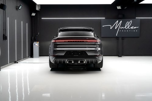 Porsche Cayenne Turbo gris foncé-118