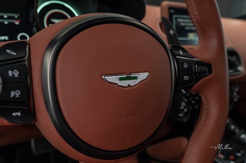 Aston Martin Vantage V12-235