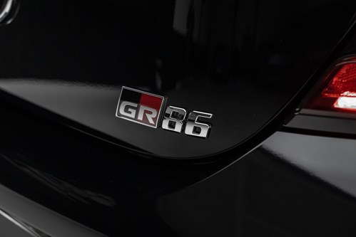 Toyota GR86-26