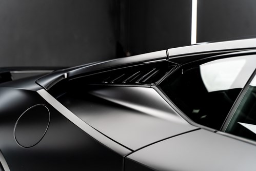 Lamborghini Huracan noire -076