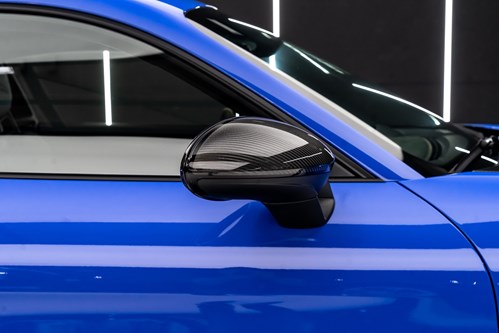 Porsche GT4 RS bleue jantes noires-10