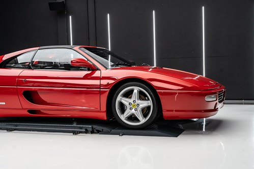 Ferrari 355 GTS-178