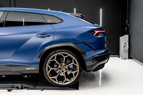 Lamborghini Urus bleu-70