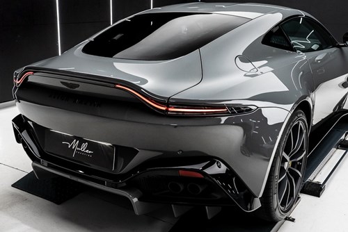 Aston Martin Vantage gris bleu-60