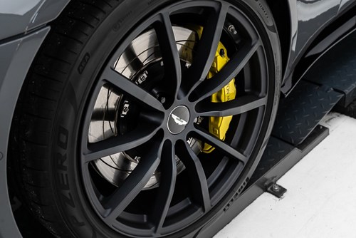 Aston Martin Vantage gris bleu-82