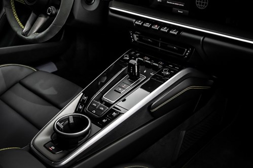 Porsche 911 Turbo noire mate-077