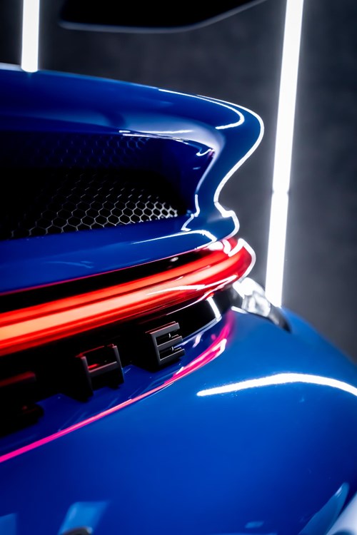 Muller-prestige-Porsche-gt3-sharkblueDSC087472