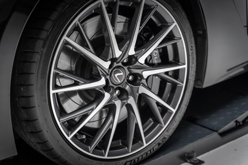 car-detailing-lexus-rcfDSC080624