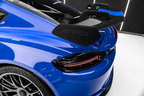 Porsche GT4 RS bleue jantes noires-40
