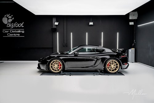 Porsche-gt4-718-muller-car-detailing-22