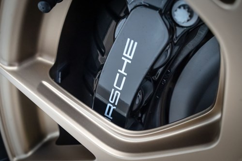 Porsche 718 GT4 RS-033