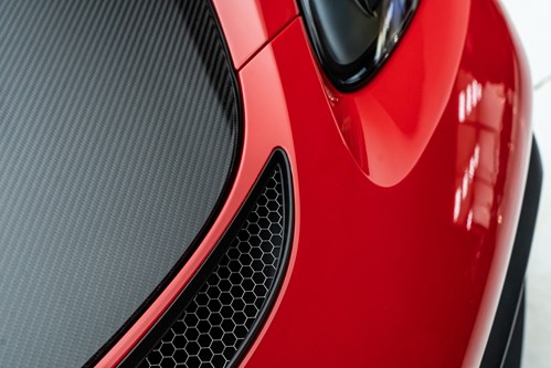 Porsche Spyder RS rouge-098