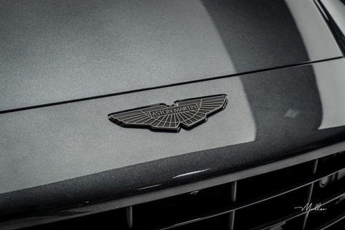 Aston Martin Vantage V12-252