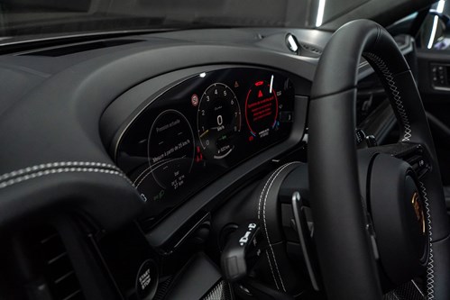 Porsche Cayenne Turbo gris foncé-095