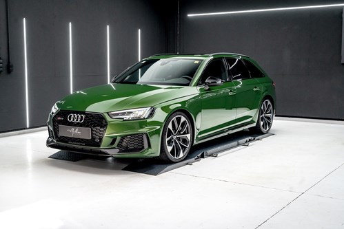 audi-rs4-verte-83