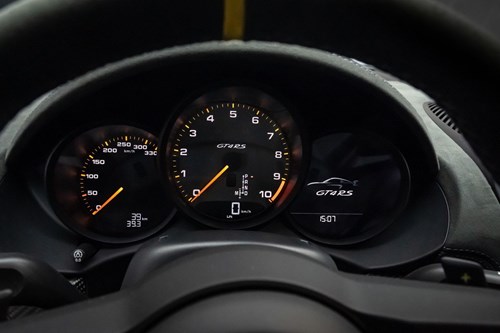 Porsche 718 GT4 RS-019