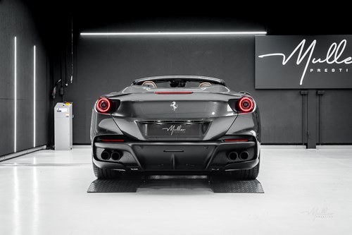 Ferrari-Portofino-260