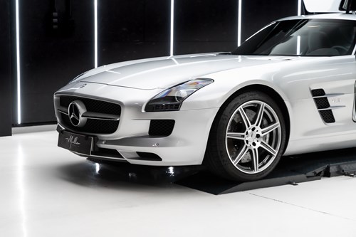 Mercedes SLS 63-26
