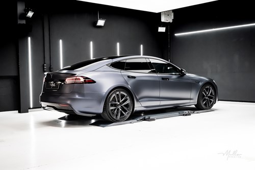 Tesla Model S Plaid mate-085