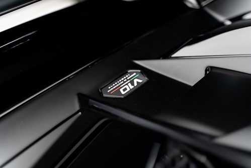 Lamborghini Huracan noire -078