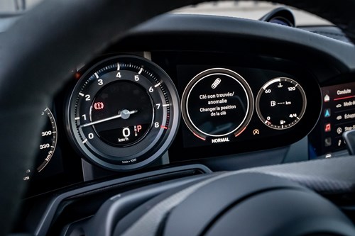 Porsche Carrera 4 bleue-164