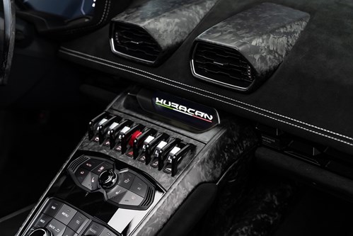 Lamborghini Superlegera blanche-44